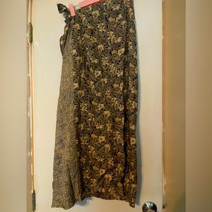 Size Medium Wrap Skirt